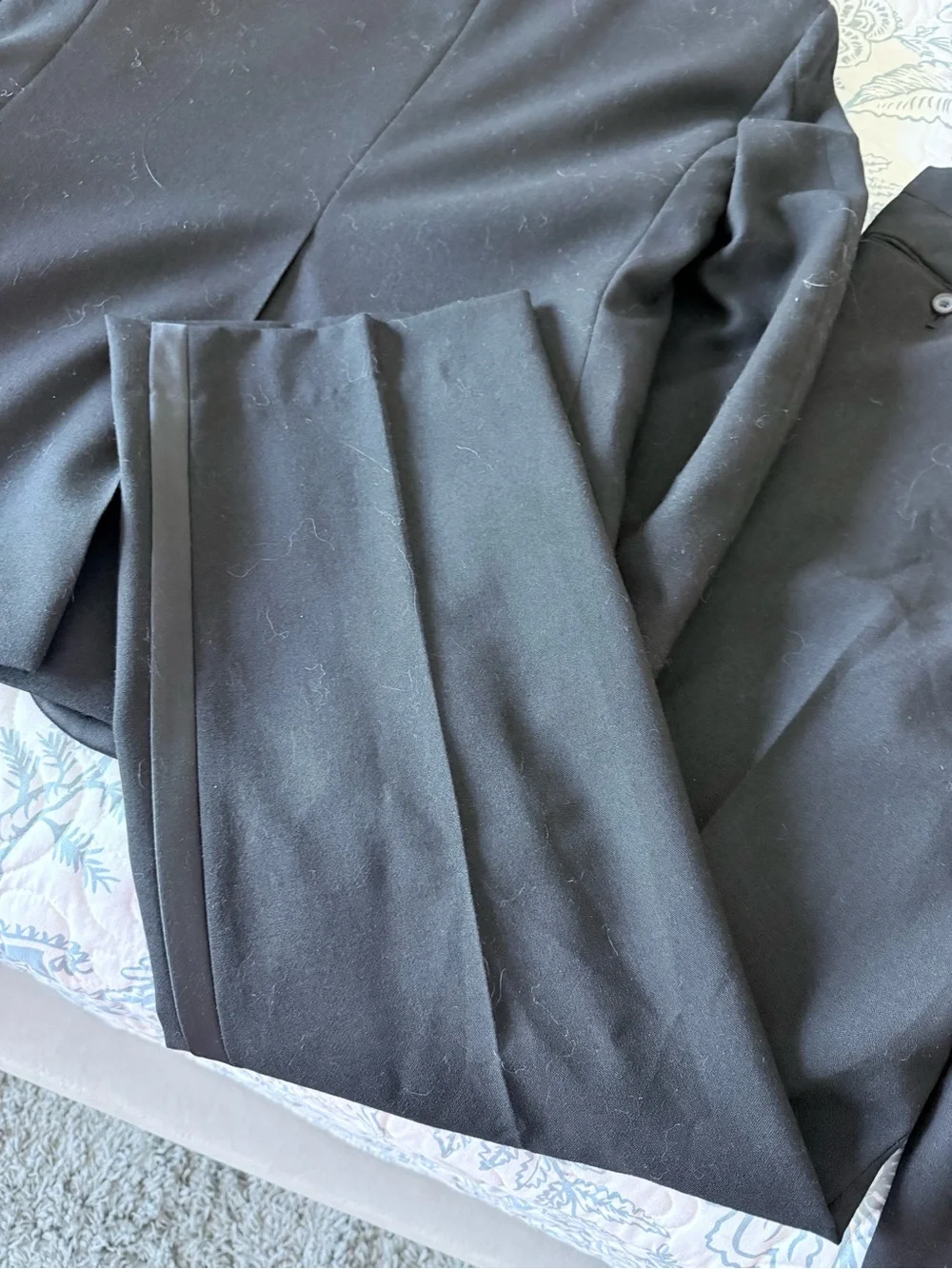 Men's Black Tuxedo Suit - Jacket, Pants, Cummerbund Satin Lapels - Wool SZ 38”